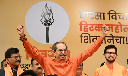 Uddhav Thackeray slams Shinde faction; demands freezing of ‘Bow and Arrow’ symbol