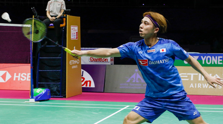 Naraoka beats Li Shifeng to reach the last 16 at badminton China Masters