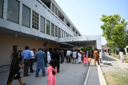 Pakistan govt relies on ‘citizen adjustment’ instead of delivering public services: Report Pakistan govt relies on ‘citizen adjustment’ instead of delivering public services: Report