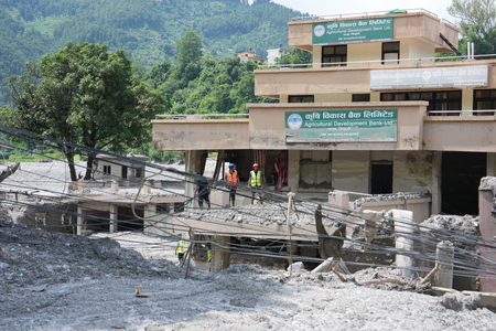 As death toll nears 1300, Nepal seeks international assistance for recovery and reconstruction As death toll nears 1300, Nepal seeks international assistance for recovery and reconstruction