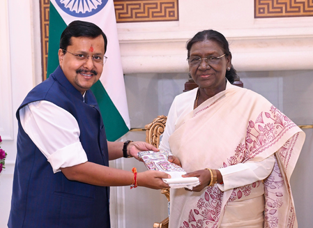 BJP chief Nitin Nabin calls on President Droupadi Murmu BJP chief Nitin Nabin calls on President Droupadi Murmu