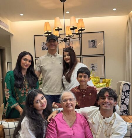 Aishwarya Rai Bachchan celebrates Rakhi with brother Aditya, Aaradhya and family, SIL shares rare pic Aishwarya Rai Bachchan celebrates Rakhi with brother Aditya, Aaradhya and family, SIL shares rare pic