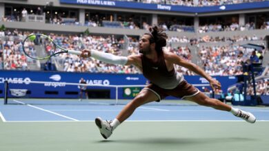 US Open: Alcaraz returns; Shelton, Tsitsipas rally as Wawrinka bows out (roundup)