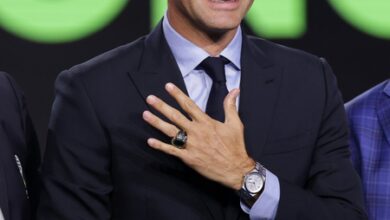 Federer receives Hall of Fame ring during special US Open return