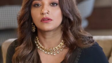 Monalisa reacts to comparisons with Rekha’s ‘Utsav’ character: ‘She is a legend’