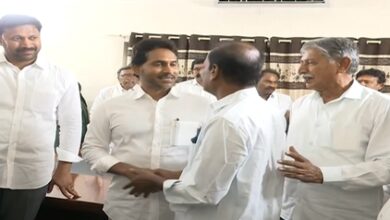 Jagan Mohan Reddy calls for contesting every seat in Andhra local body polls Jagan Mohan Reddy calls for contesting every seat in Andhra local body polls
