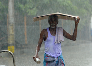 Thunderstorms, moderate rain forecast across TN today