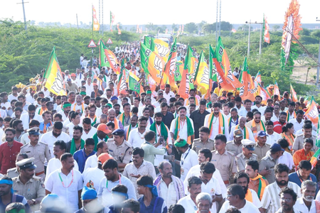 BJP’s Ballari Chalo protest march enters 2nd day; Vijayendra targets Cong over ‘commission’ allegations BJP’s Ballari Chalo protest march enters 2nd day; Vijayendra targets Cong over ‘commission’ allegations