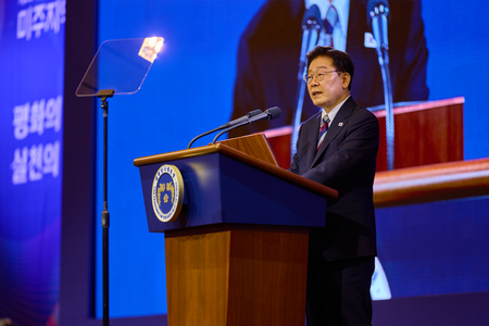 South Korean President Lee reaffirms commitment to replacing Korean armistice with peace regime