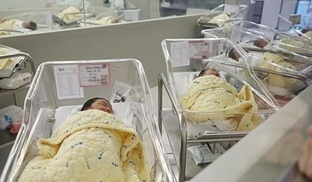 First baby girl in 200 years, Maha family welcomes her in chariot
