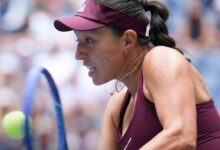 US Open: Dominant Pegula gets past Kenin into third round