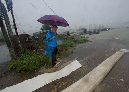Typhoon Saudel makes third landfall along coast of east China