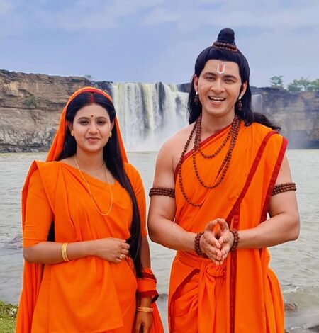 Anjali Arora talks about filming ‘Shri Ramayan Katha’ at real locations amid VFX debate over ‘Ramayana’ Anjali Arora talks about filming ‘Shri Ramayan Katha’ at real locations amid VFX debate over ‘Ramayana’