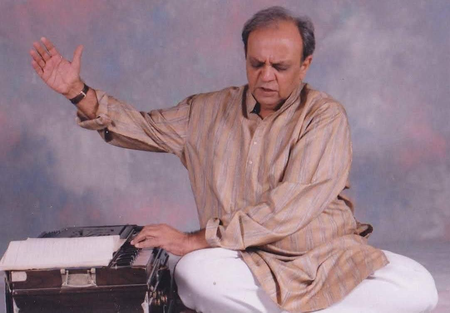 Veteran Gujarati singer Gaurang Vyas passes away; PM Modi, HM Shah pay tributes
