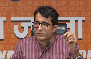 BJP brings audio clips to allege Rs 5 crore deal by Punjab CMO, calls CM Mann’s silence ‘admission of guilt’ BJP brings audio clips to allege Rs 5 crore deal by Punjab CMO, calls CM Mann’s silence ‘admission of guilt’