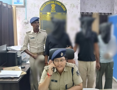 Cybercrime gang busted in Patna, three arrested