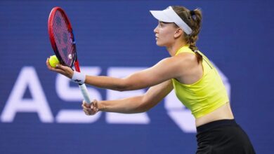 US Open: Rybakina closes in on No. 1 rankings, Gauff dispatches Badosa to enter third round
