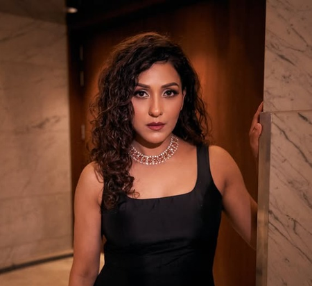 Neeti Mohan says her ‘The Revolutionaries’ song captures blossoming love, celebrates the woman in love Neeti Mohan says her ‘The Revolutionaries’ song captures blossoming love, celebrates the woman in love