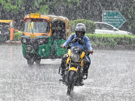 Delhi-NCR braces for another spell of rain, thunderstorms; temp likely to remain below normal Delhi-NCR braces for another spell of rain, thunderstorms; temp likely to remain below normal