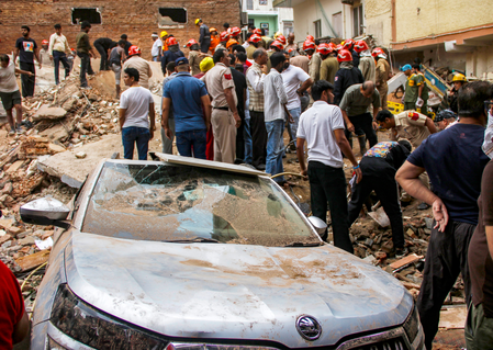 Death toll in Delhi building collapse reaches five; FIR registered against owner Death toll in Delhi building collapse reaches five; FIR registered against owner