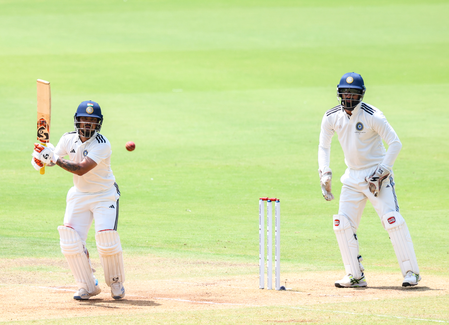 Duleep Trophy: Kishan, Mohan assert East Zone’s dominance as lead swells to 584 runs Duleep Trophy: Kishan, Mohan assert East Zone’s dominance as lead swells to 584 runs
