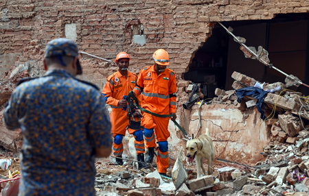 Rescue operation ends in Delhi building collapse, five survivors shifted to hospital Rescue operation ends in Delhi building collapse, five survivors shifted to hospital