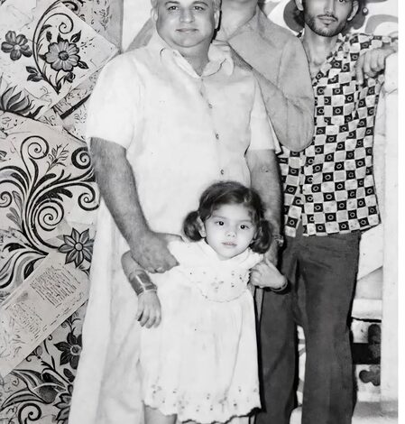 Sonam Khan shares major 70s throwback featuring her ‘Mamu’ Raza Murad: Some people never leave the heart Sonam Khan shares major 70s throwback featuring her ‘Mamu’ Raza Murad: Some people never leave the heart