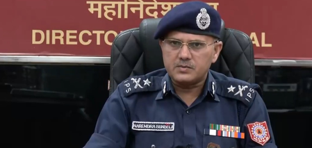 NDRF conducts intensive search, rescue ops at Satya Niketan building collapse site NDRF conducts intensive search, rescue ops at Satya Niketan building collapse site
