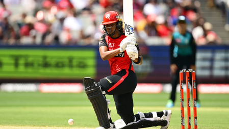 Hayley Matthews returns to Melbourne Renegades for WBBL 12 Hayley Matthews returns to Melbourne Renegades for WBBL 12