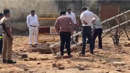 ASI team reaches Saharanpur to inspect well beneath demolished mosque, Oppn leaders allege police restrictions
