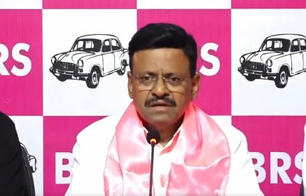 BRS MLC denies making abusive remarks against Telangana Assembly Speaker BRS MLC denies making abusive remarks against Telangana Assembly Speaker