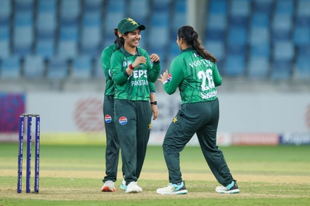 Women’s Asia Cup: Nashra Sandhu’s six-wicket haul helps Pakistan qualify for semis
