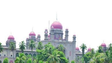 Telangana HC directs police not to stop MLAs from entering Assembly Telangana HC directs police not to stop MLAs from entering Assembly