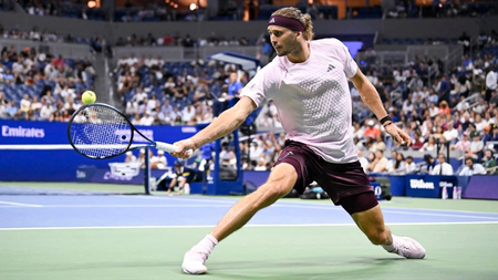 US Open: Zverev battles past Darderi, Van de Zandschulp saves MP to reach QF