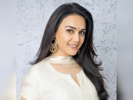 Preity Zinta reveals shooting for ‘VIBE’ was hectic: ‘My kids are in America, So I had to shuffle between the two’ Preity Zinta reveals shooting for ‘VIBE’ was hectic: ‘My kids are in America, So I had to shuffle between the two’