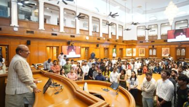 Delhi Assembly Speaker Vijender Gupta invites youth to join politics