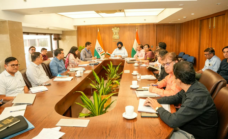 Delhi Minister Manjinder Singh Sirsa reviews schemes to promote industries Delhi Minister Manjinder Singh Sirsa reviews schemes to promote industries