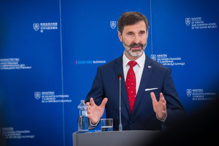 Slovak FM calls for more active EU role in Ukraine peace efforts