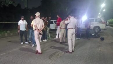 Two criminals injured, juvenile apprehended after gunfight with Delhi Police in Rohini Two criminals injured, juvenile apprehended after gunfight with Delhi Police in Rohini