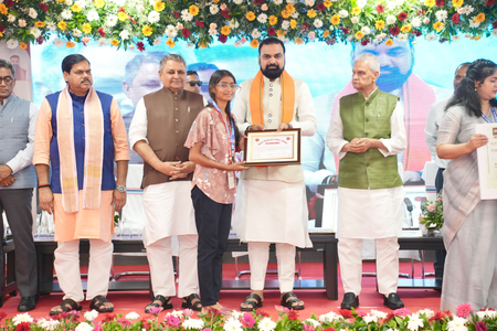 Bihar CM Samrat Choudhary felicitates 168 board toppers, announces timely awards from next year Bihar CM Samrat Choudhary felicitates 168 board toppers, announces timely awards from next year