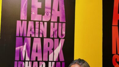 Swaroop Sampat flaunts Paresh Rawal’s iconic ‘Mark idhar hai’ dialogue from Salman Khan-Aamir Khan’s ‘Andaz Apna Apna’