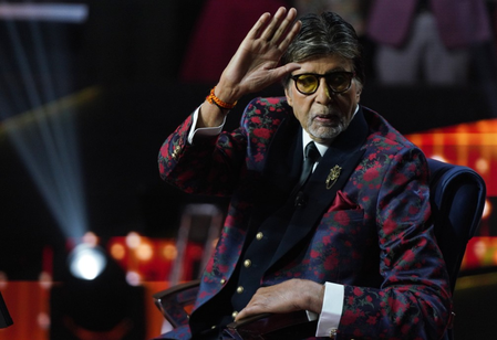 Big B jokes about tardiness: The day I think I’ll leave early, I end up getting late Big B jokes about tardiness: The day I think I’ll leave early, I end up getting late