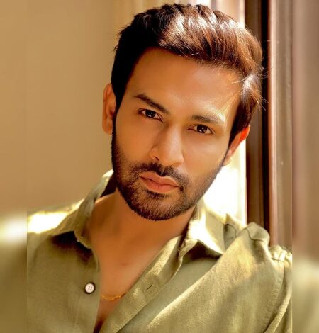 Naman Shaw on Rohit Roy for calling TV a ‘dustbin medium’: Too much Botox has frozen his brain Naman Shaw on Rohit Roy for calling TV a ‘dustbin medium’: Too much Botox has frozen his brain
