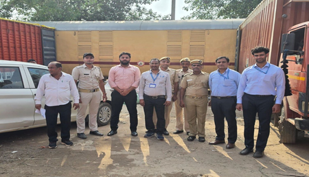 Delhi GST dept seizes goods worth Rs 5 crore at Nizamuddin Railway Station