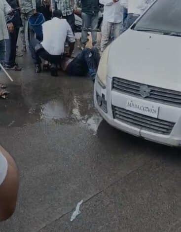 Indore man sustains severe burns as moving car catches fire, police rush him to hospital