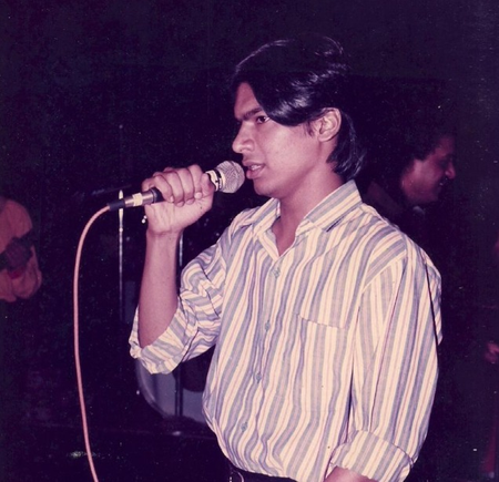 Shaan joins the 80s trend with a twist: Didn’t need AI to do it Shaan joins the 80s trend with a twist: Didn’t need AI to do it