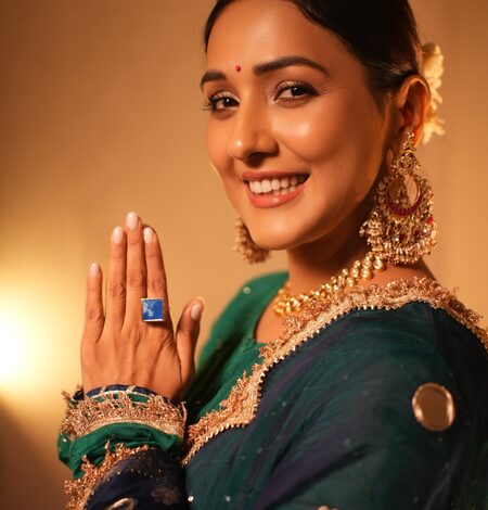Neeti Mohan’s new track ‘Bappa Ghar Aaye’ ahead of Ganesh Chaturthi: This song was a miracle Neeti Mohan’s new track ‘Bappa Ghar Aaye’ ahead of Ganesh Chaturthi: This song was a miracle