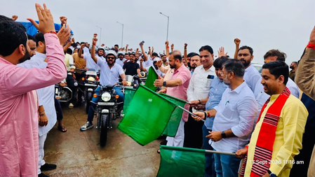 From four Gujarat shrines, BJP bike yatras set out for Vadnagar ahead of Varanasi journey