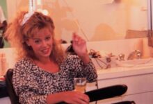 Kylie Minogue participates in ‘80s photo trend’, shares real picture from 80s film set
