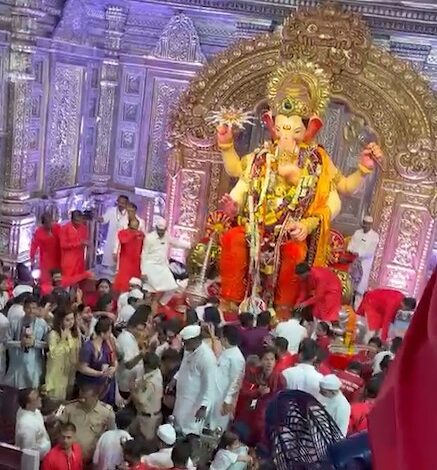 Ganesh Chaturthi celebrations sweep India; devotees throng Maharashtra temples, pandals